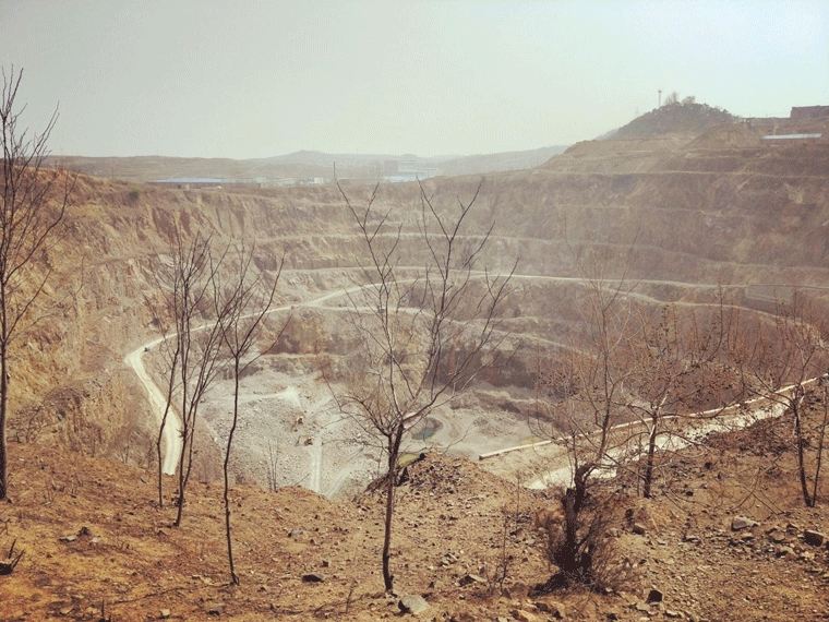 山东省日照市五莲县五莲山风景区花岗岩矿及金矿生态香蕉污视频免费在线观看